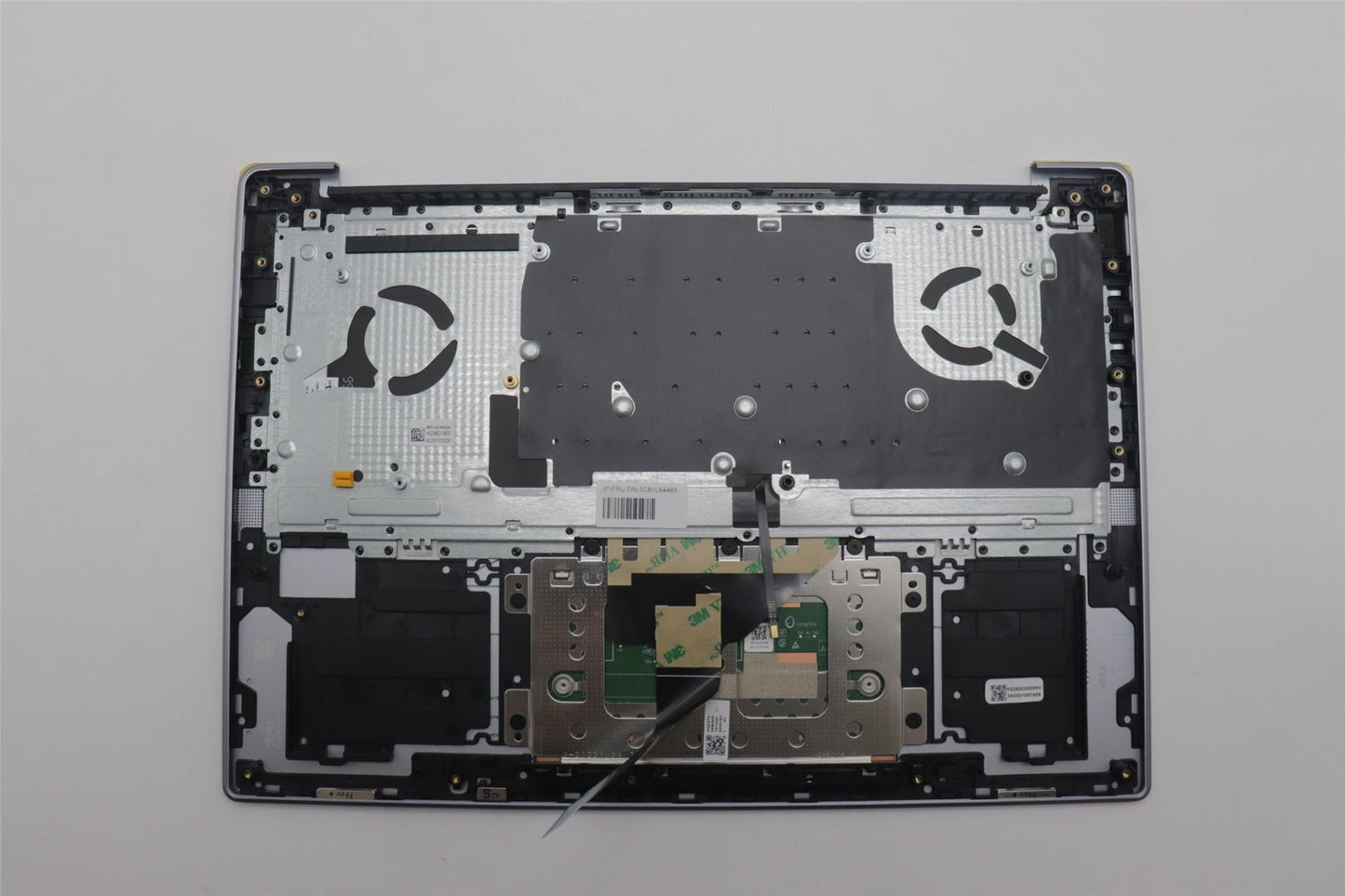 Lenovo Upper Case ASM_POR_H 82X3 NFPMIGY 5CB1L64483