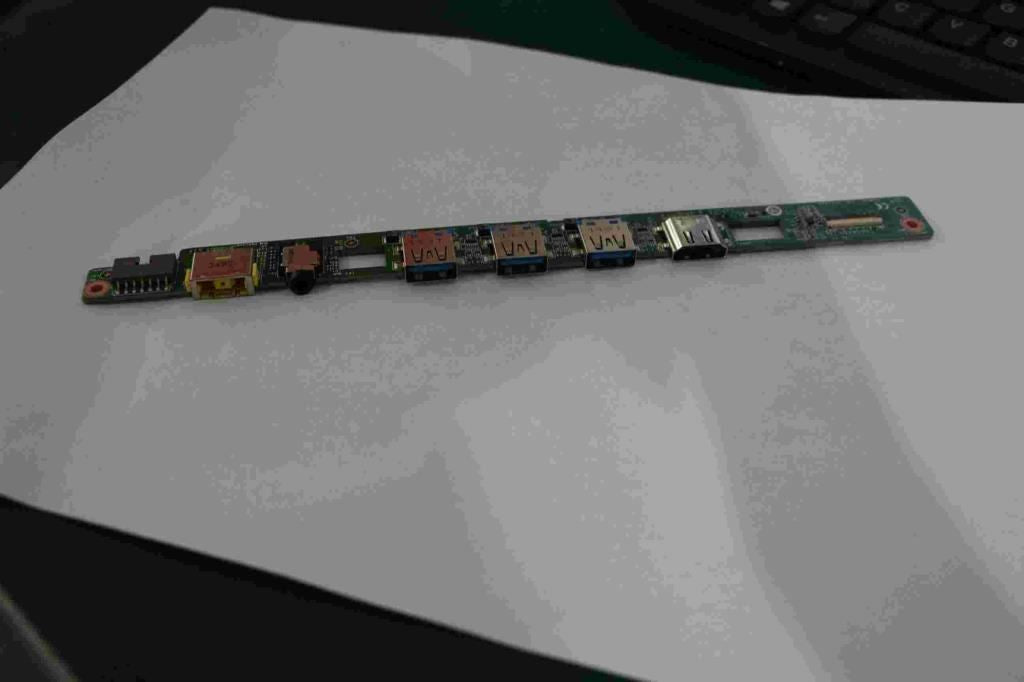 Lenovo MSI AlphaII MP I/O Board 11202647