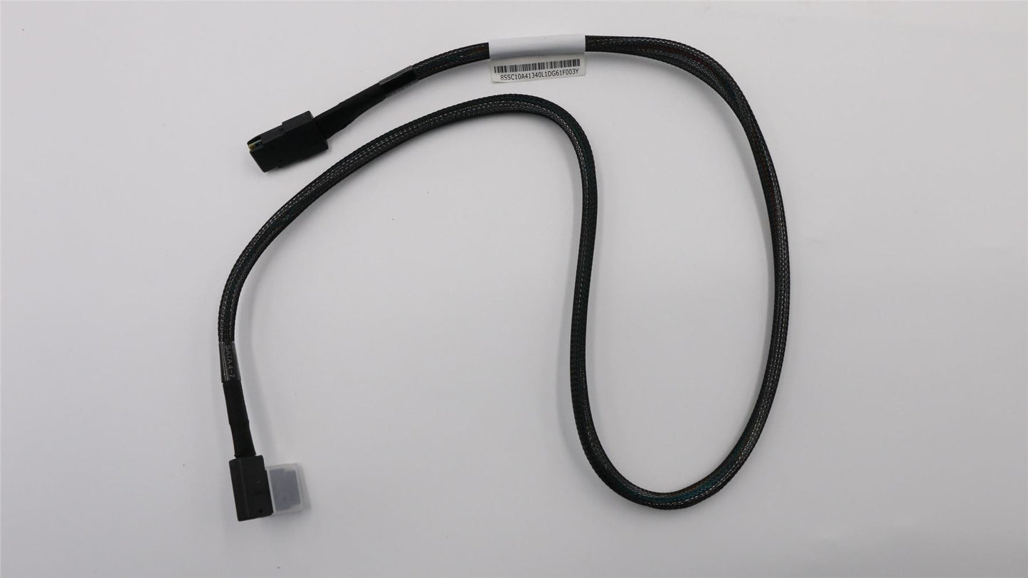 Lenovo CABLE 9240&9270 to 3.5BP SAS cable 00FC240