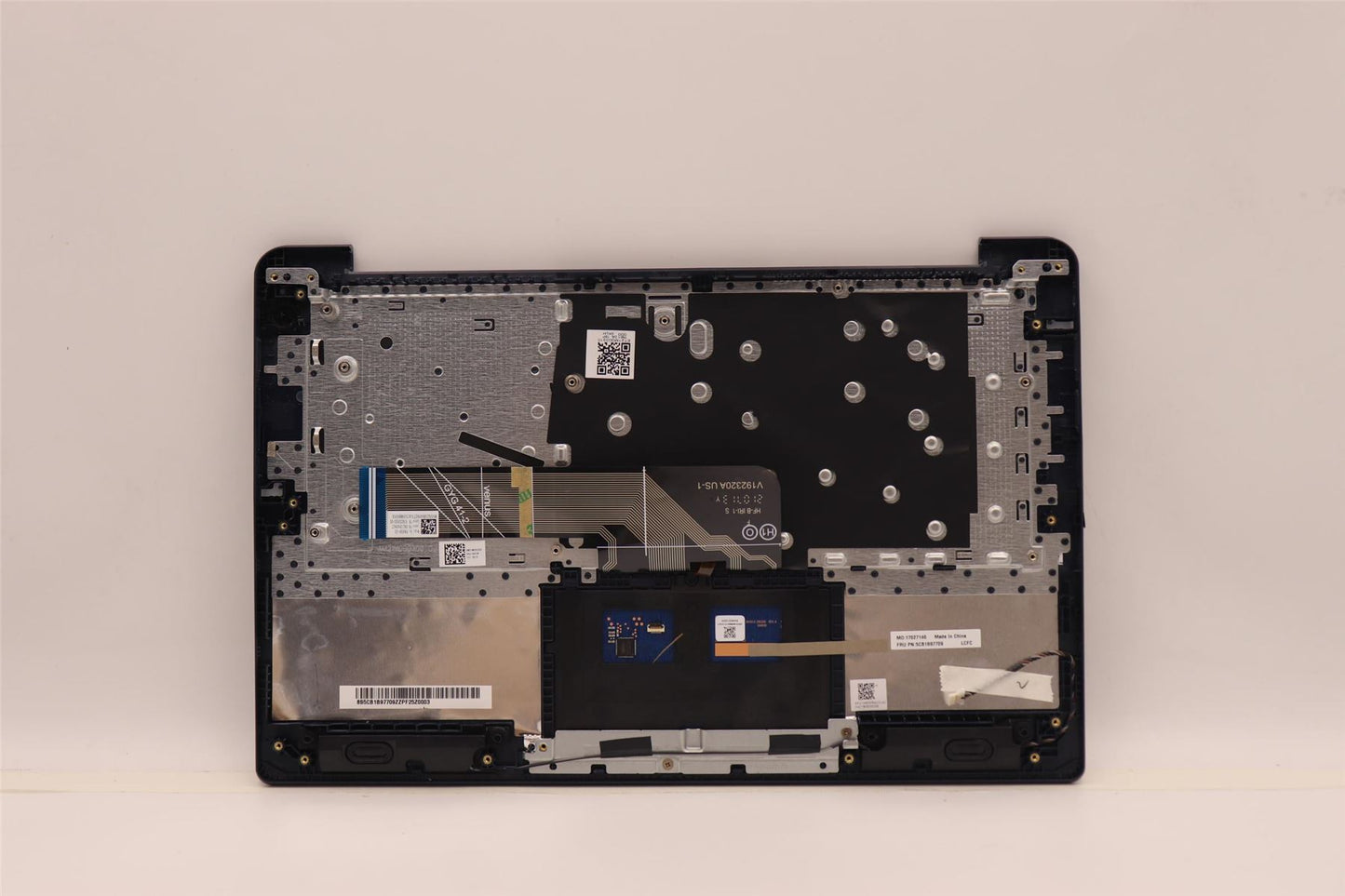 Lenovo Upper Case ASM_USAENGL82H7ABNFPBLD 5CB1B97709