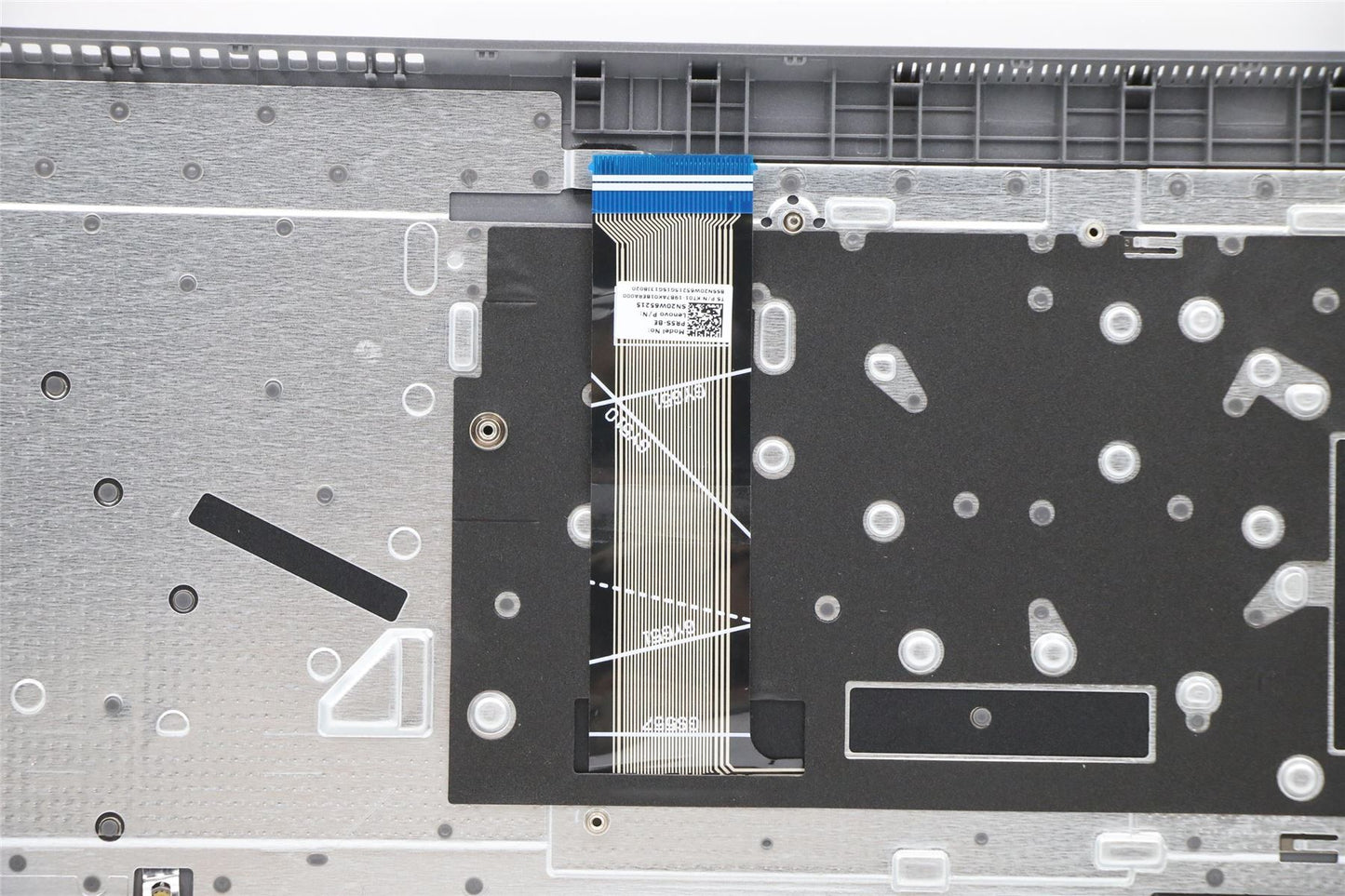 Lenovo IdeaPad 3-17ADA6 3-17ALC6 Keyboard Palmrest Top Cover Belgian 5CB1C81080