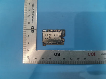 Lenovo TB570_SIMSD_Subboard ROW CS Board 5P68C22402