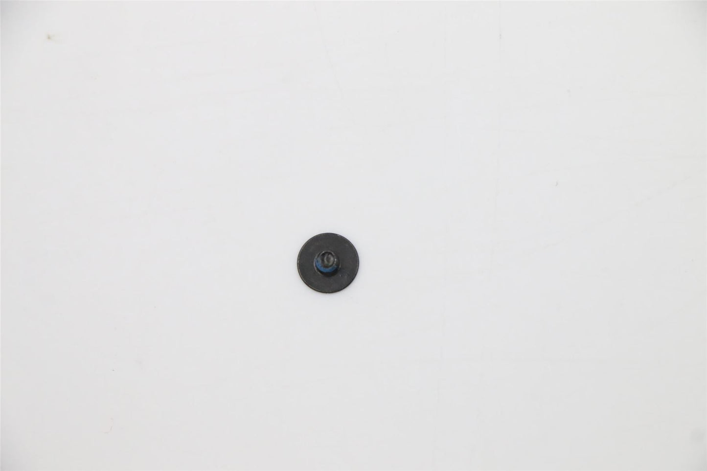 Lenovo SCREW Screw L 82K8 2.5D 2.3L K 7.0D 5S10S35313