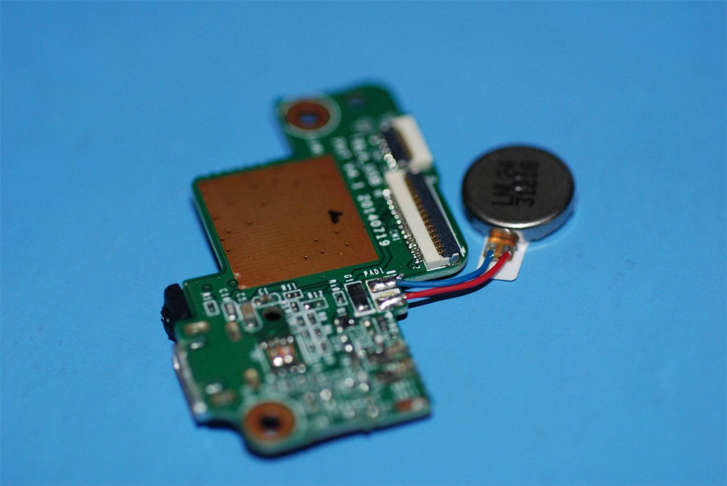 Lenovo S8-50Sub Board Assy&*1126675100 CS 5P69A6N2YX