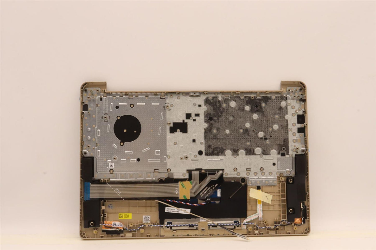 Lenovo Upper Case ASM_ITA L82M8 SD NBL 5CB1D33534