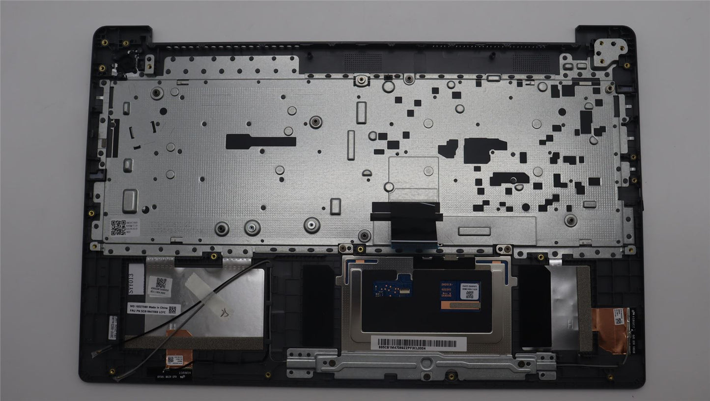 Lenovo IdeaPad 3 15IRH8 Palmrest Cover Touchpad Keyboard Italian 5CB1M47069