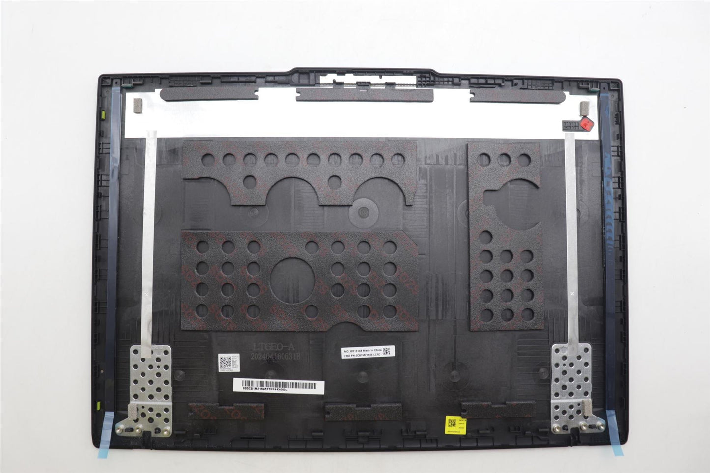 Lenovo FRU COVER LT6E0_A_COVER_26T_ASSY 5CB1M21646