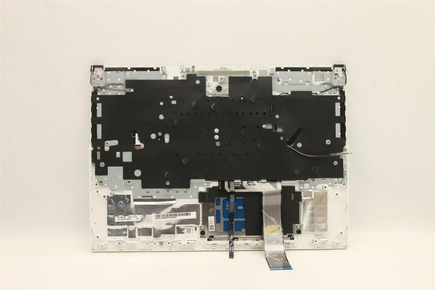Lenovo Upper CaseASM_NORDICL82JDSTw/BUWRF 5CB1D05438