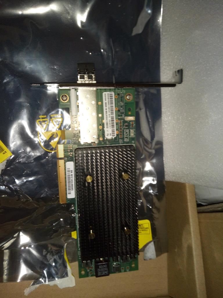 Lenovo FRU QLE2670-LNV-SP Board 00FC611