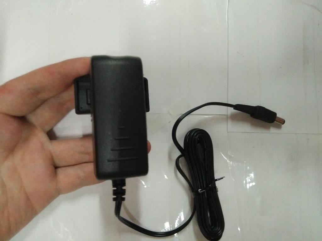 Lenovo FRU AC Charger Adapter 57Y4321