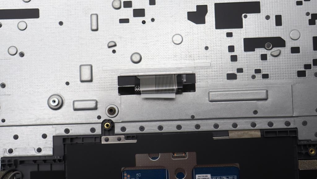 Lenovo COVER Upper Case ASM_RUS L 83ESNFPAGNBL 5CB1M46089