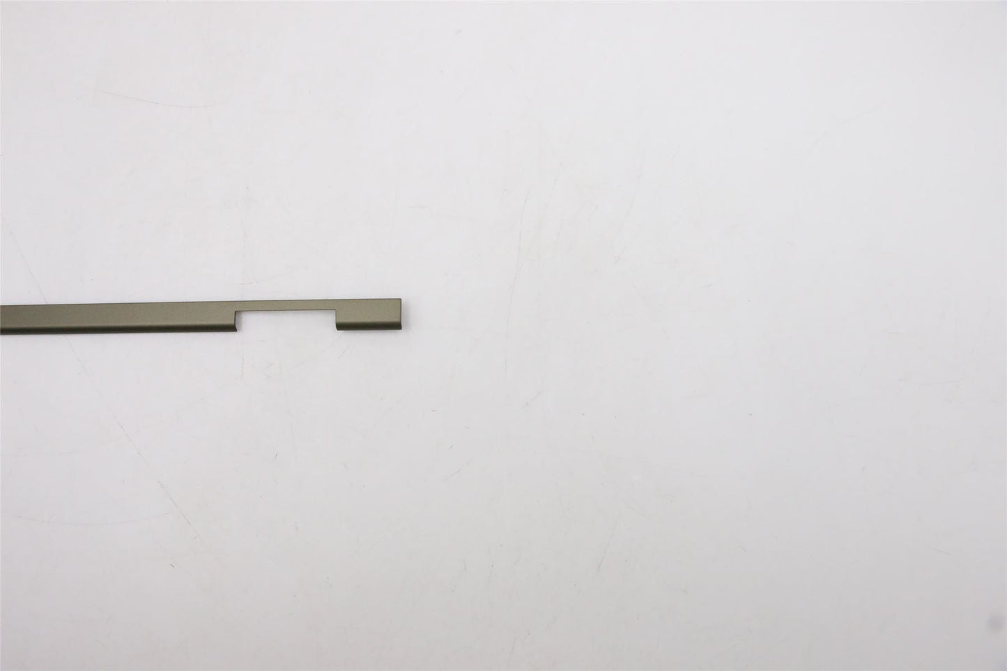 Lenovo Strip Cover L 82BJ DM 5CB1A16270
