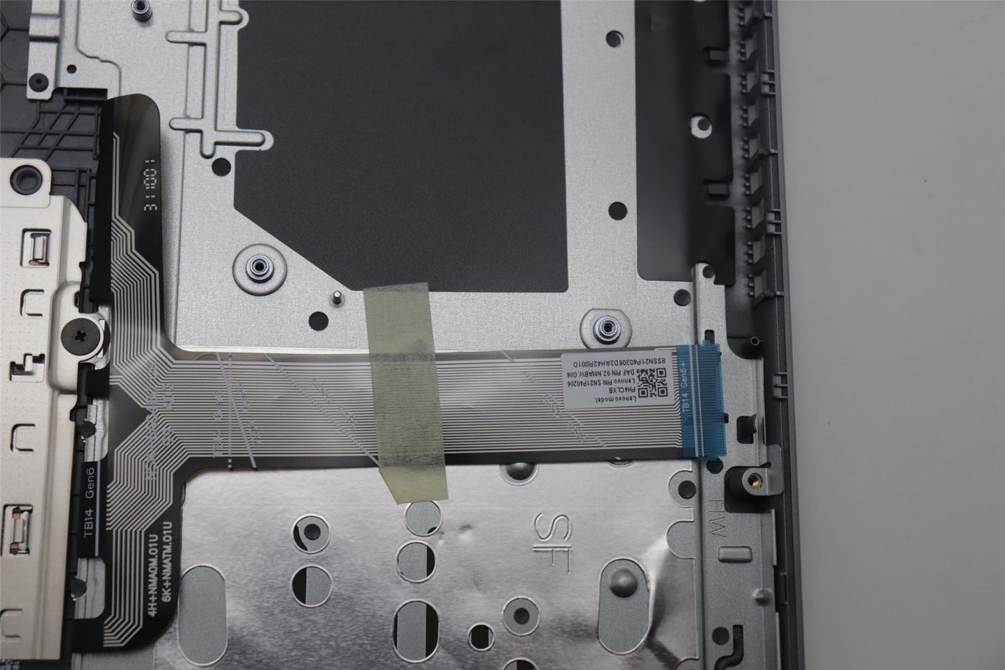 Lenovo Upper Case ASM_POR W21MR AG BL U 5CB1P00893