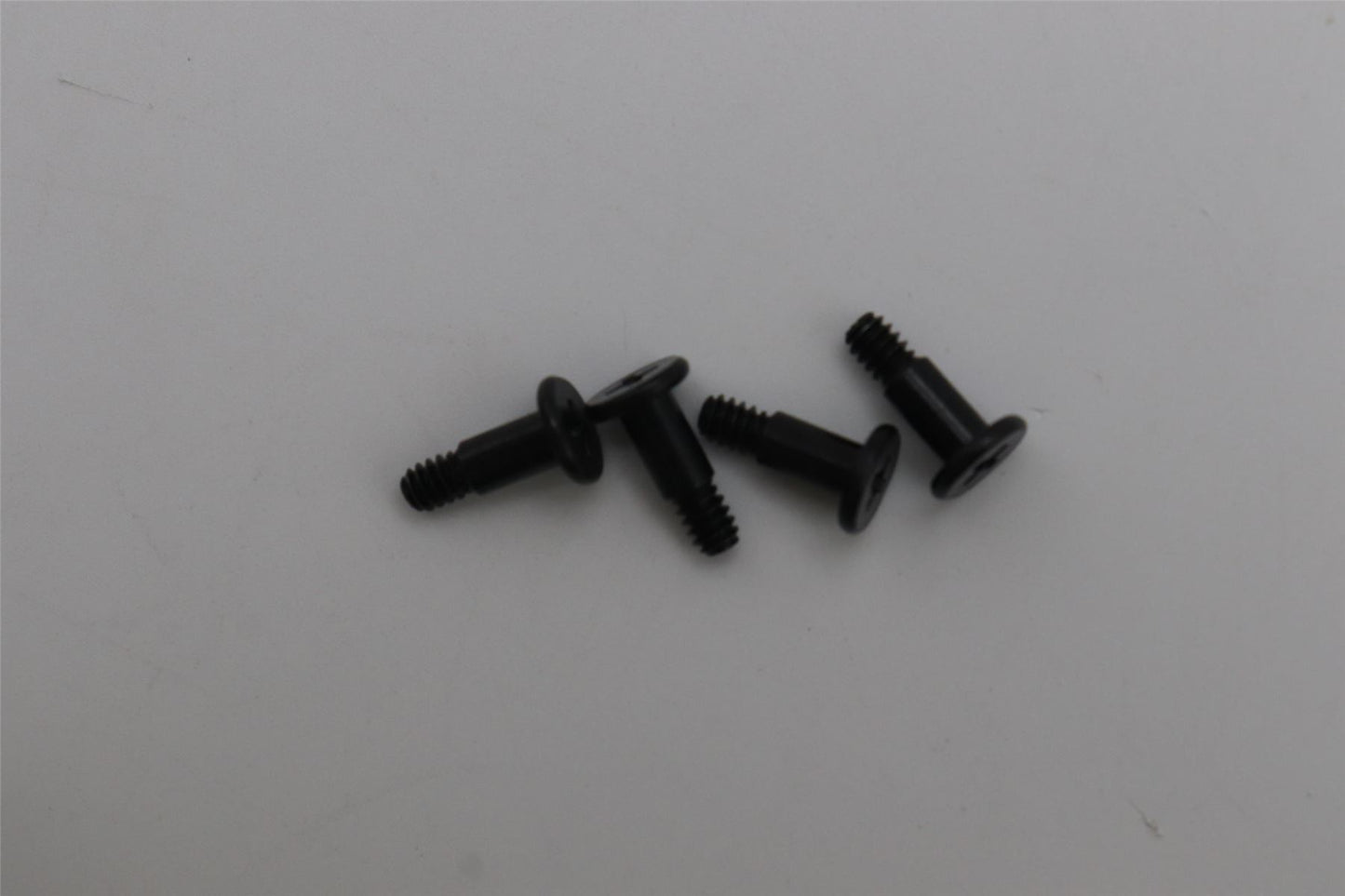 Lenovo 5S10U51629 SCREW 3.5 HDD Fixing Pin,steal,13L,BN