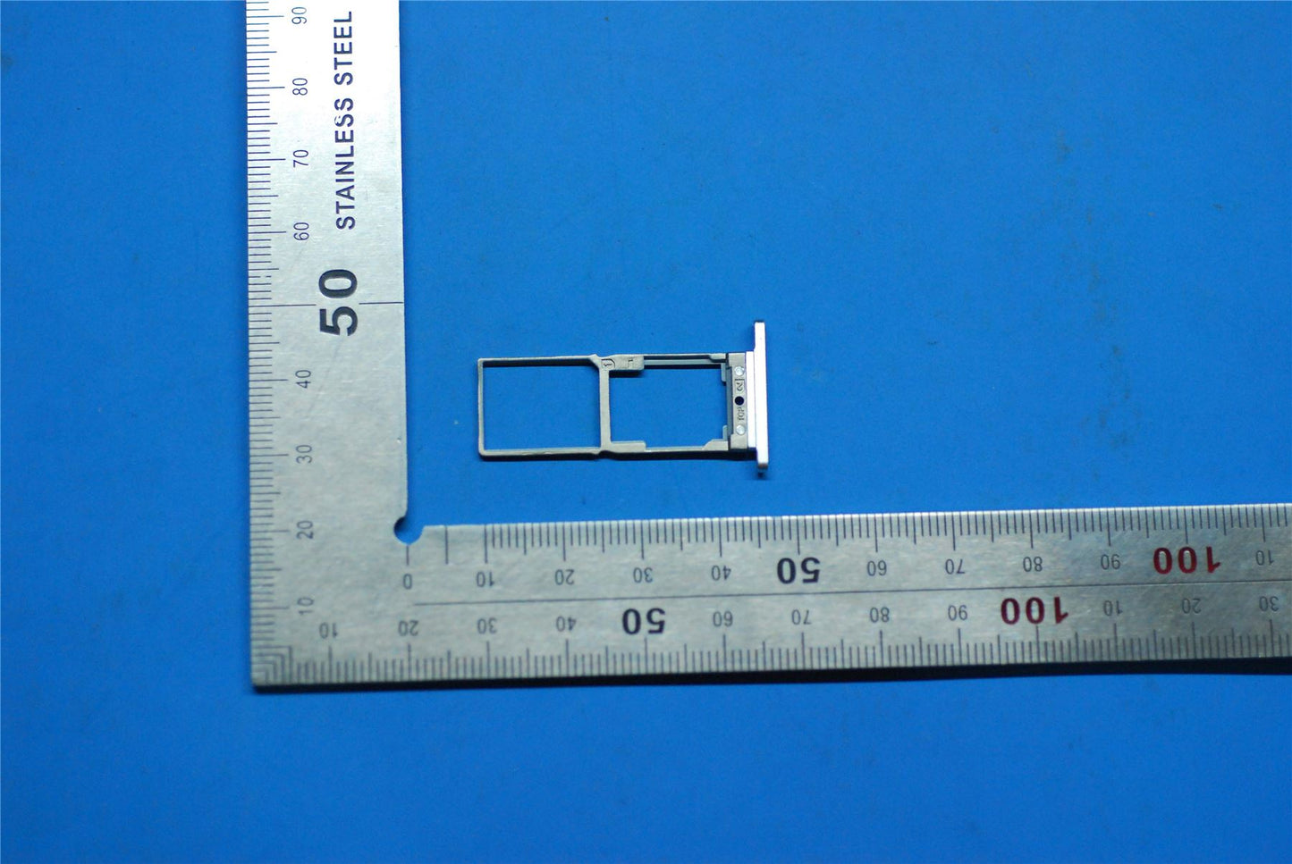 Lenovo PB1-770M SIM_TRAY PT&*11373462-00 CS 5M88C03033