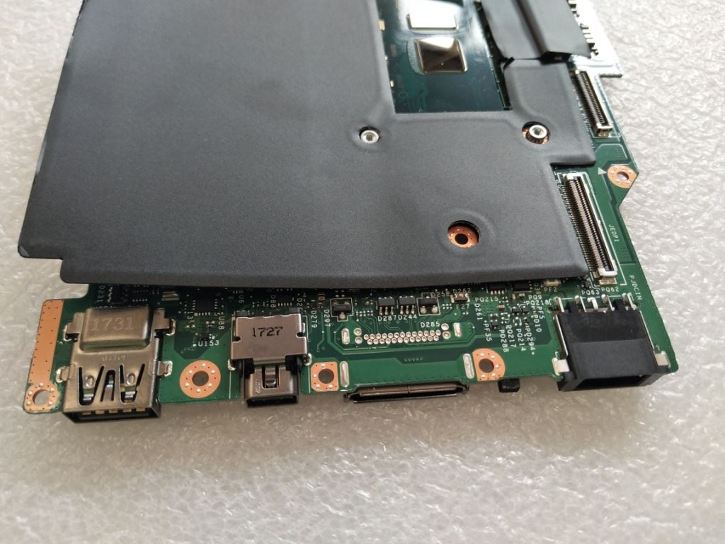 Lenovo Yoga 260 260 Motherboard Mainboard Core i7-6500U 8GB UMA 8GB 00NY978