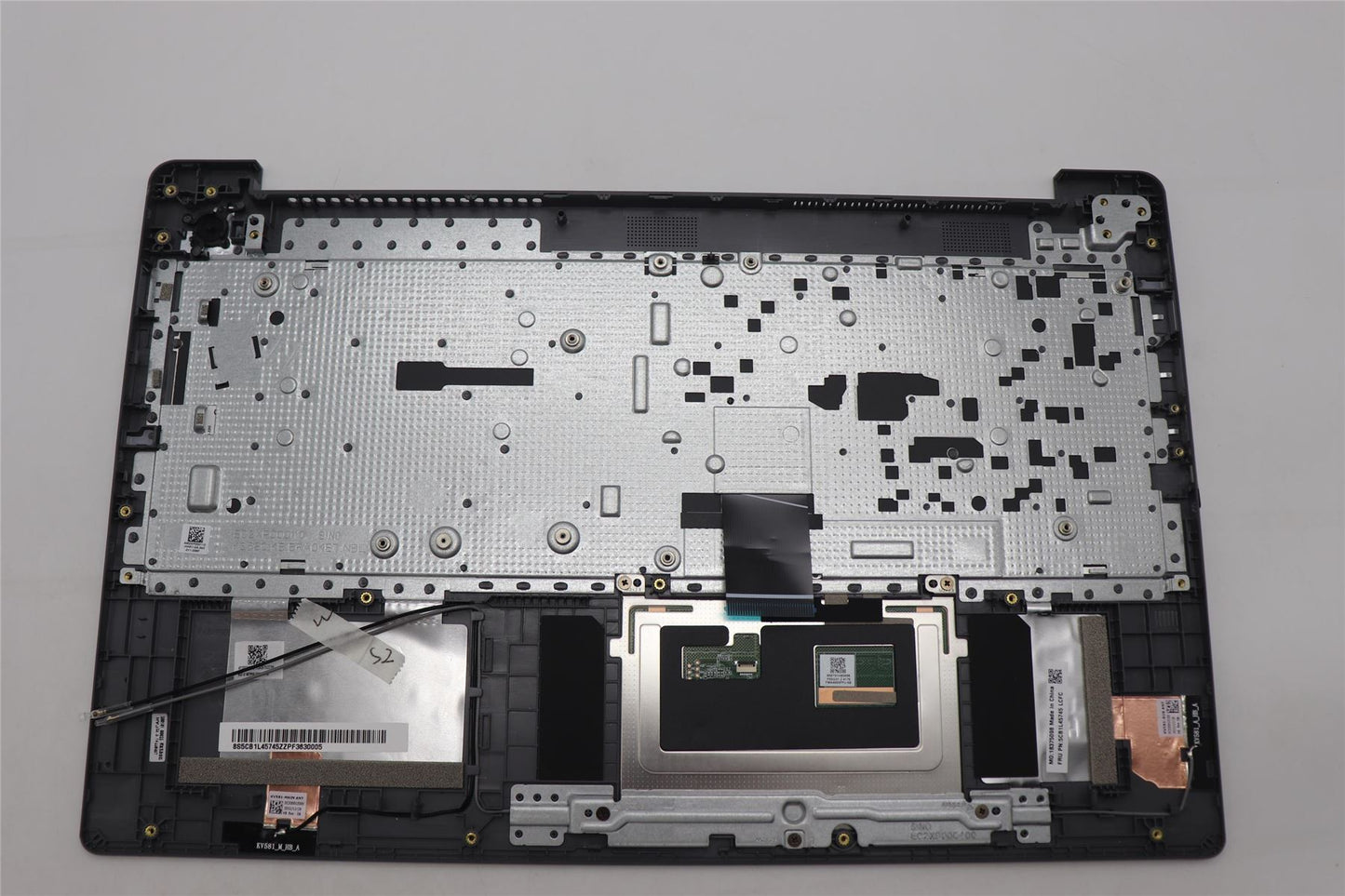 Lenovo IdeaPad 3 15IRU8 Palmrest Cover Touchpad Keyboard UK 5CB1L45745