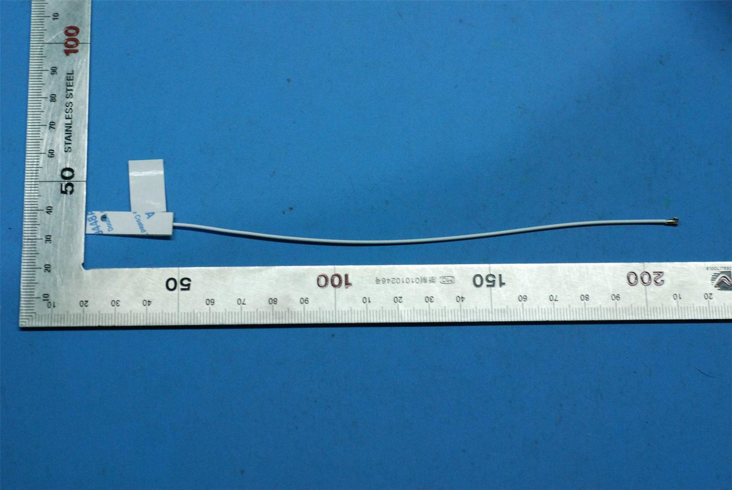 Lenovo SD-X701B Middle Wifi Antenna&*42300099CS 5A38C10833