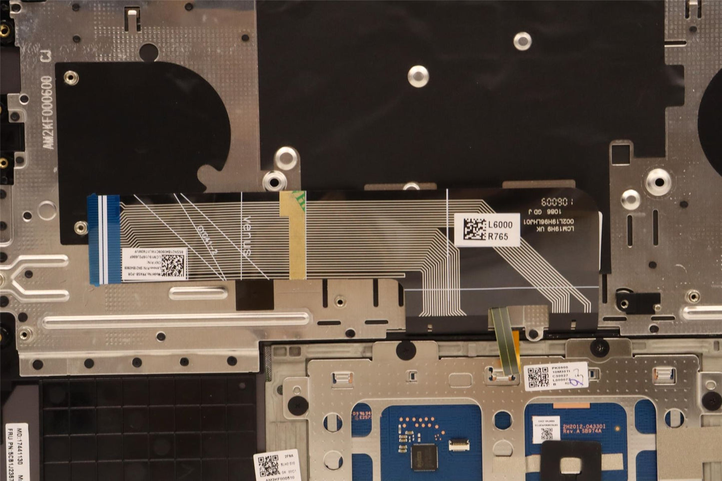 Lenovo Upper Case ASM_POR L82UT SG 5CB1J23673