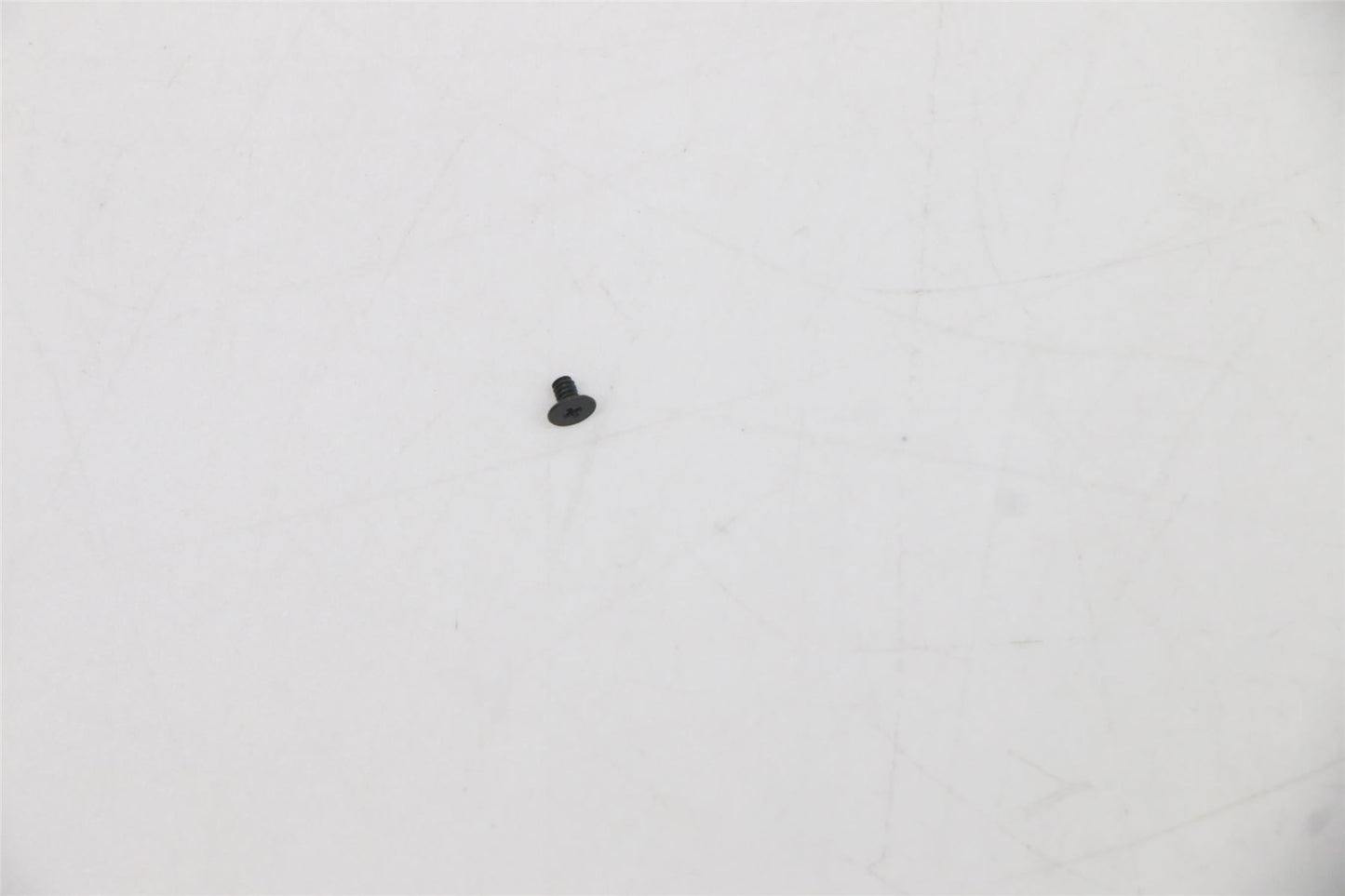 Lenovo SCREW Screw L 82D1 M 1.6D 2.5L K3.5D0.3T 5S10S35249