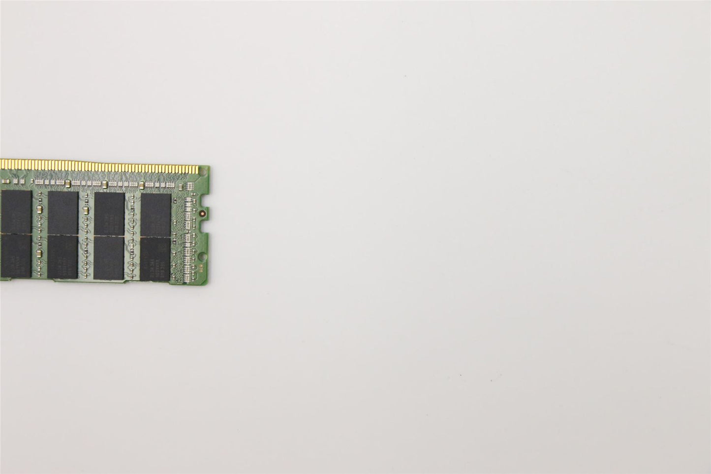Lenovo MEMORY 64GB DDR4 2666 ECC LRDIMM 01AG622