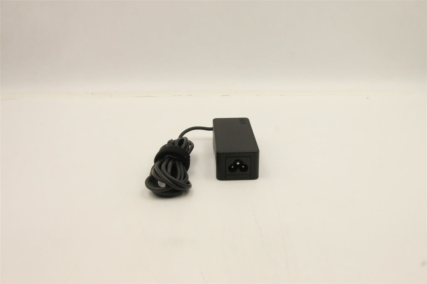 Lenovo ADLX45UDCK2A 20V2.25A 01FR032