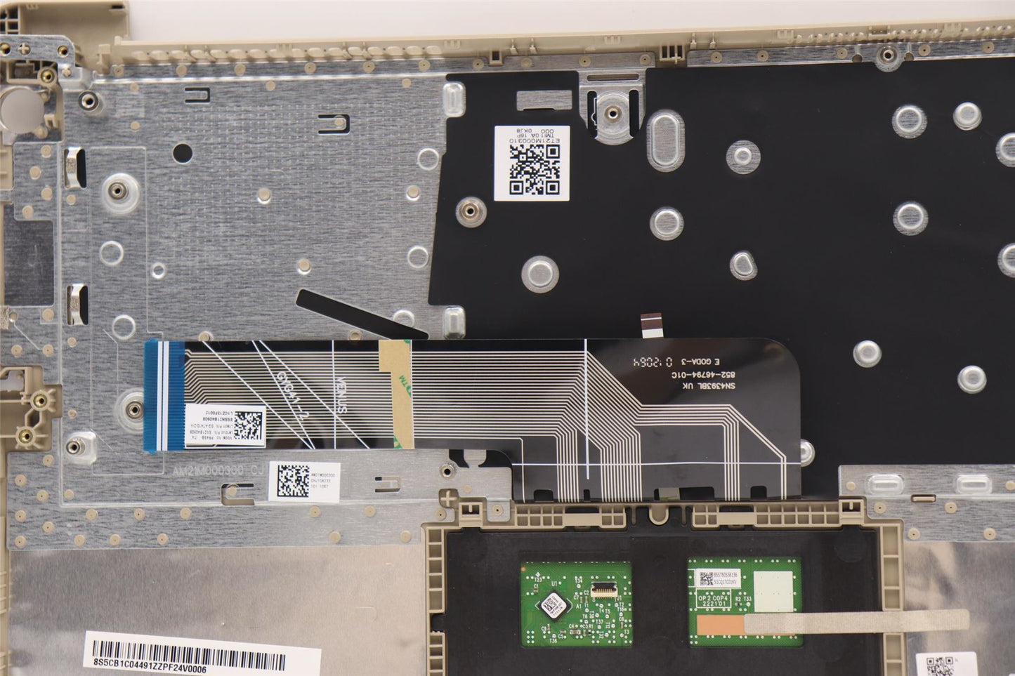 Lenovo Upper Case ASM_ITA L82H7 SD FP BLD 5CB1C04491