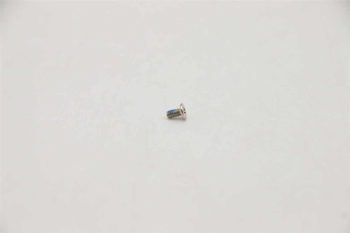 Lenovo 5S10S35240 SCREW SCREW L 82FX M2.0*L4*O.D4T0.6