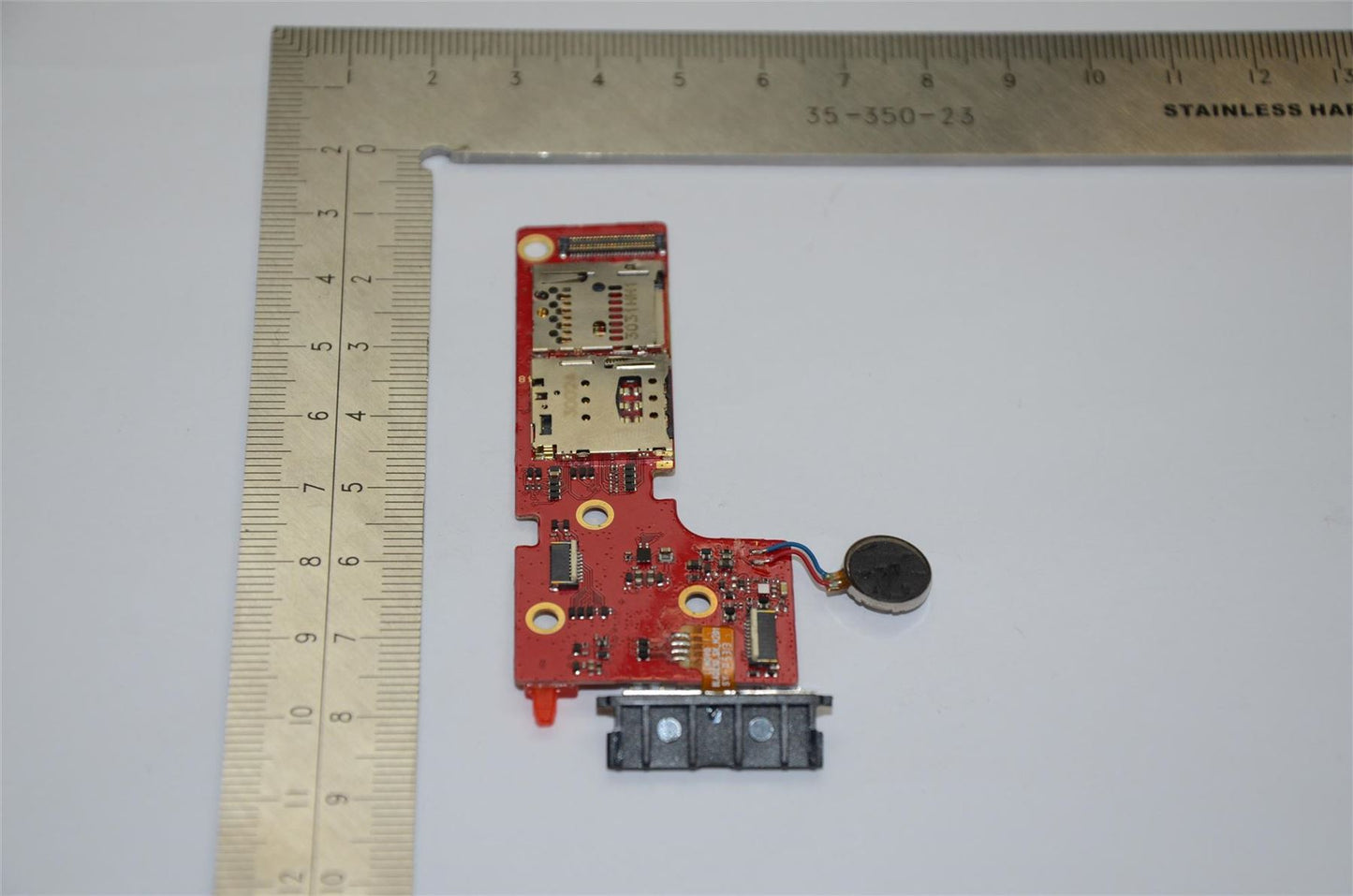 Lenovo B8000 Row 3G Sub-Board Module_CS 5B29A465NY