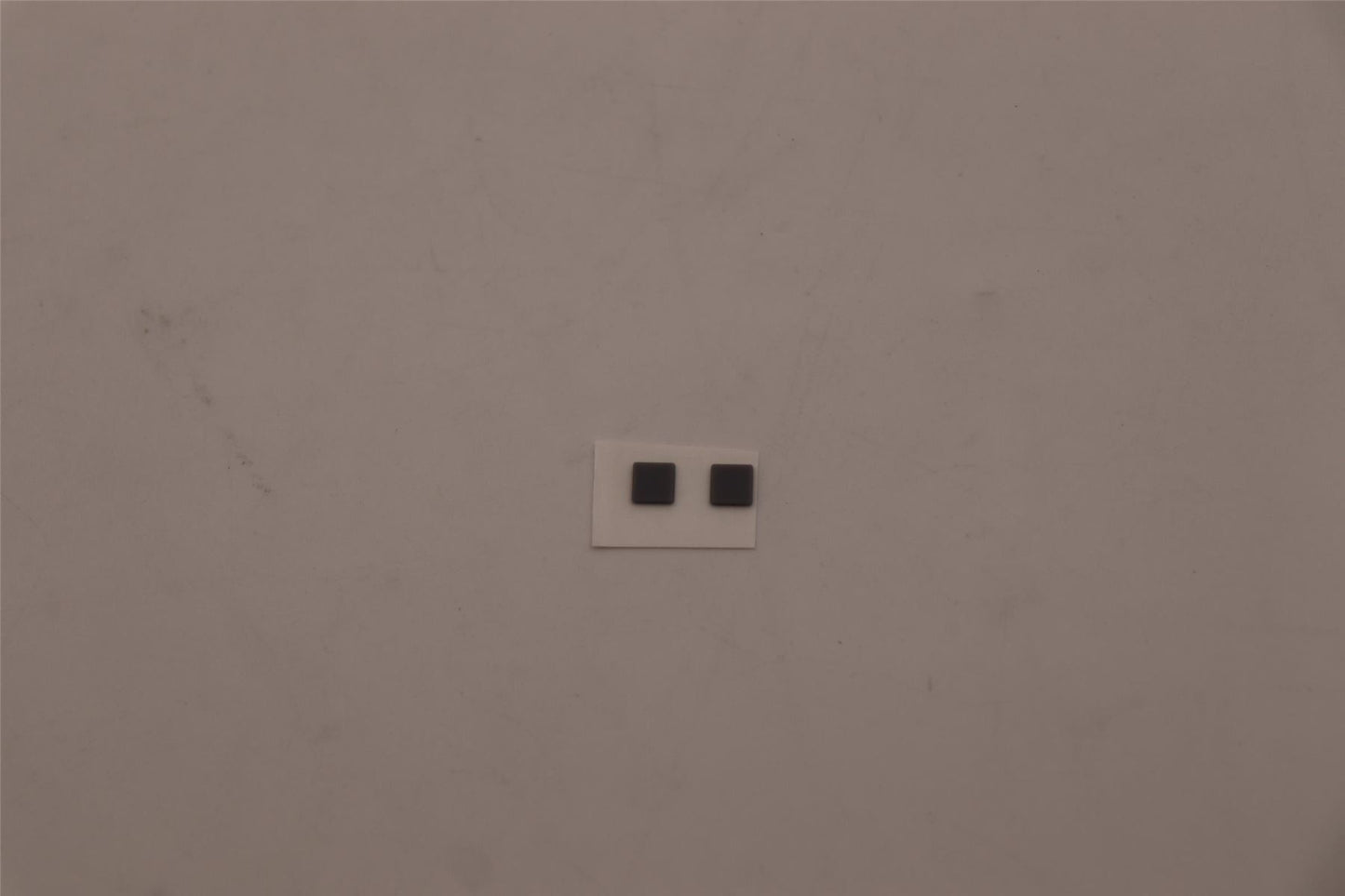 Lenovo RUBBER FRU RUB SG STRIP COVER Fenrir 5R61A19583
