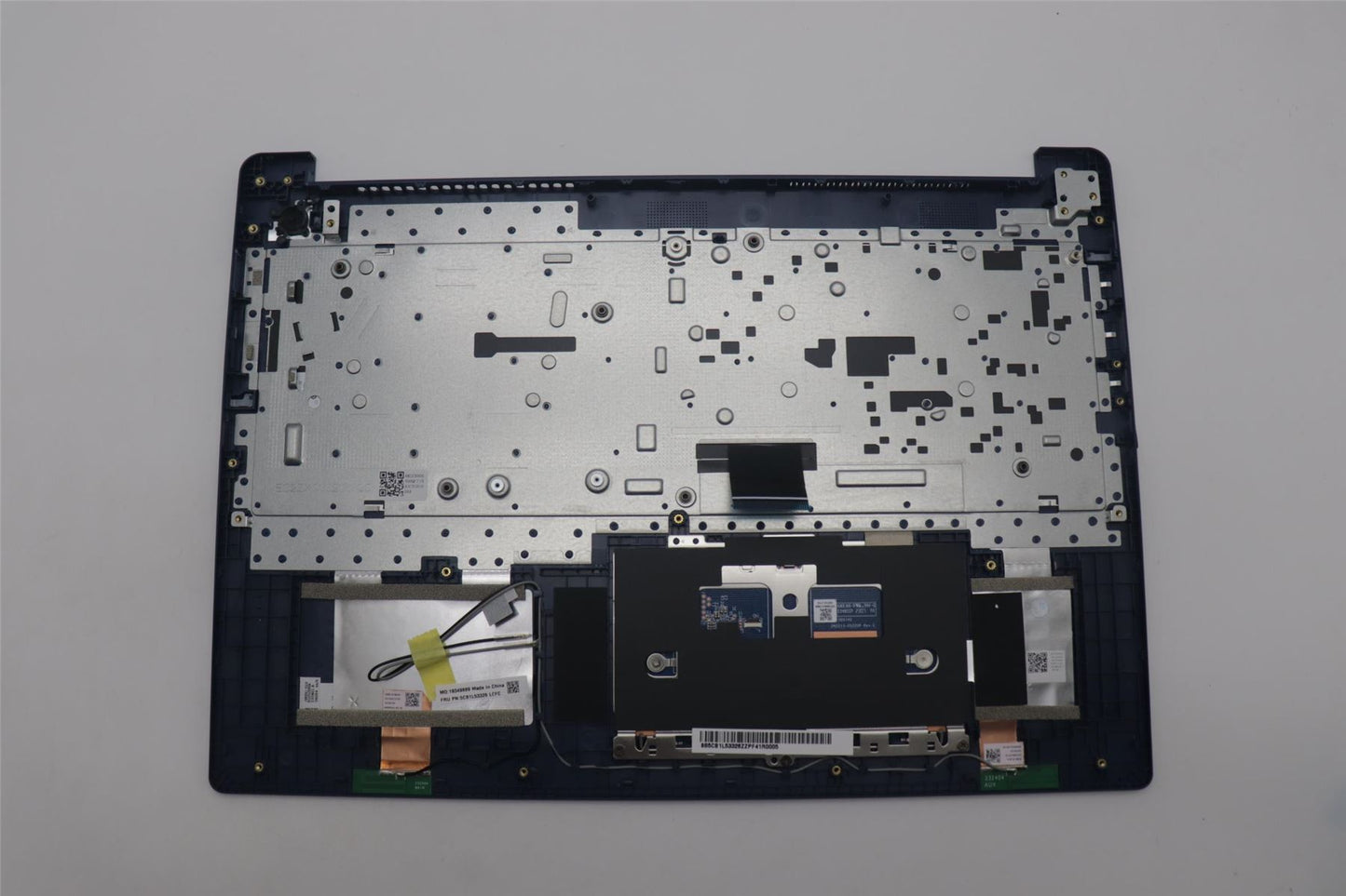 Lenovo Upper Case ASM_GER L82X8 NFP NBLAB 5CB1L53326