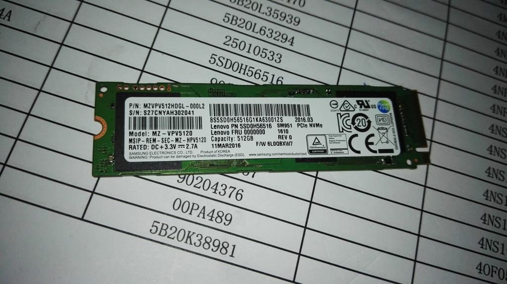 Lenovo SSD_ASM SS MZVKW512HMJP 512G M.2 SSD 5SD0L78933