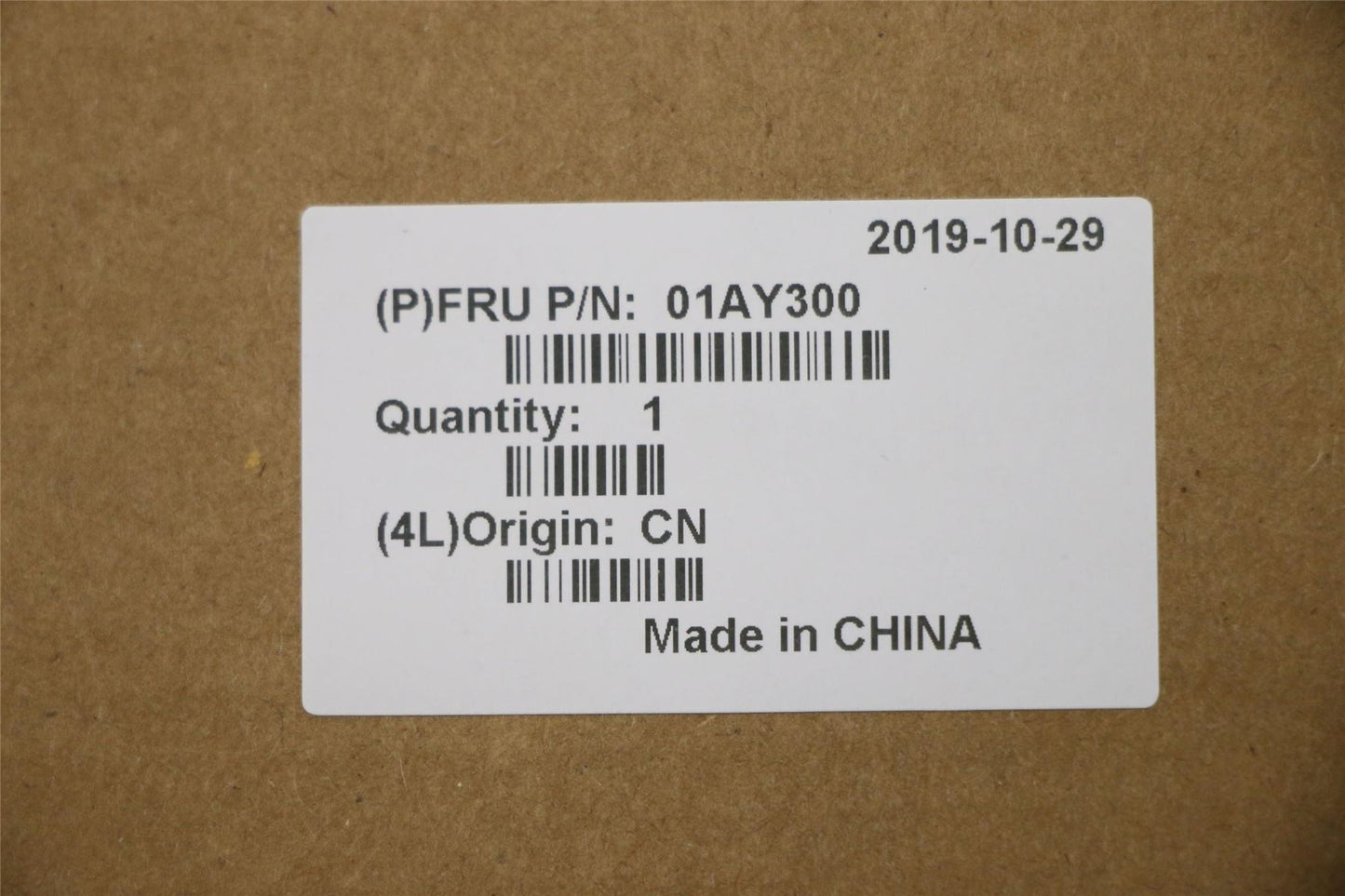 Lenovo i5-6200,HD,AMT=N,TPM=Y,WIN 01AY300