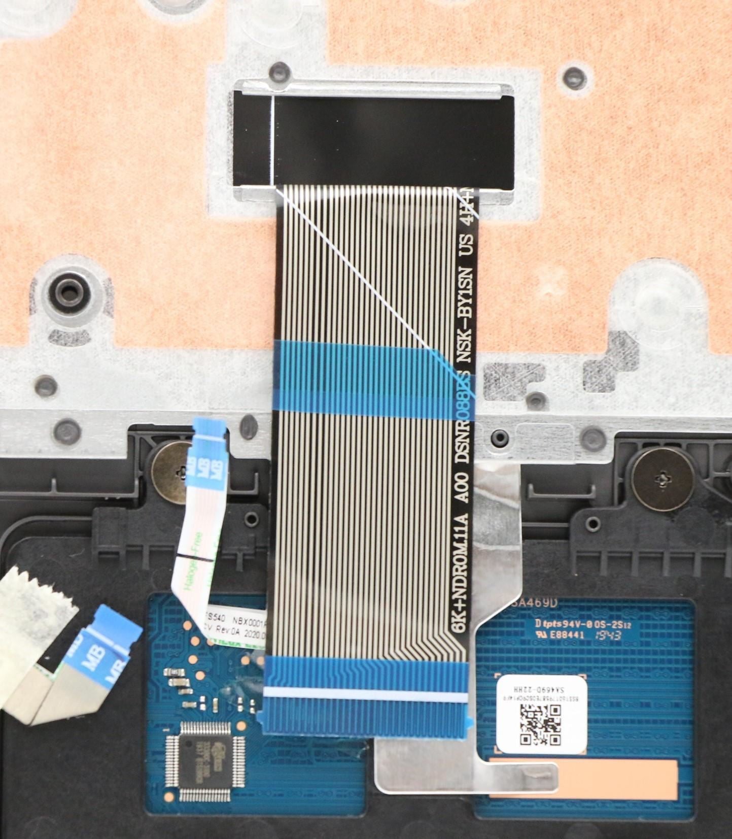 Lenovo Upper Case ASM_UKR L82C5IGTEX 5CB0X57083