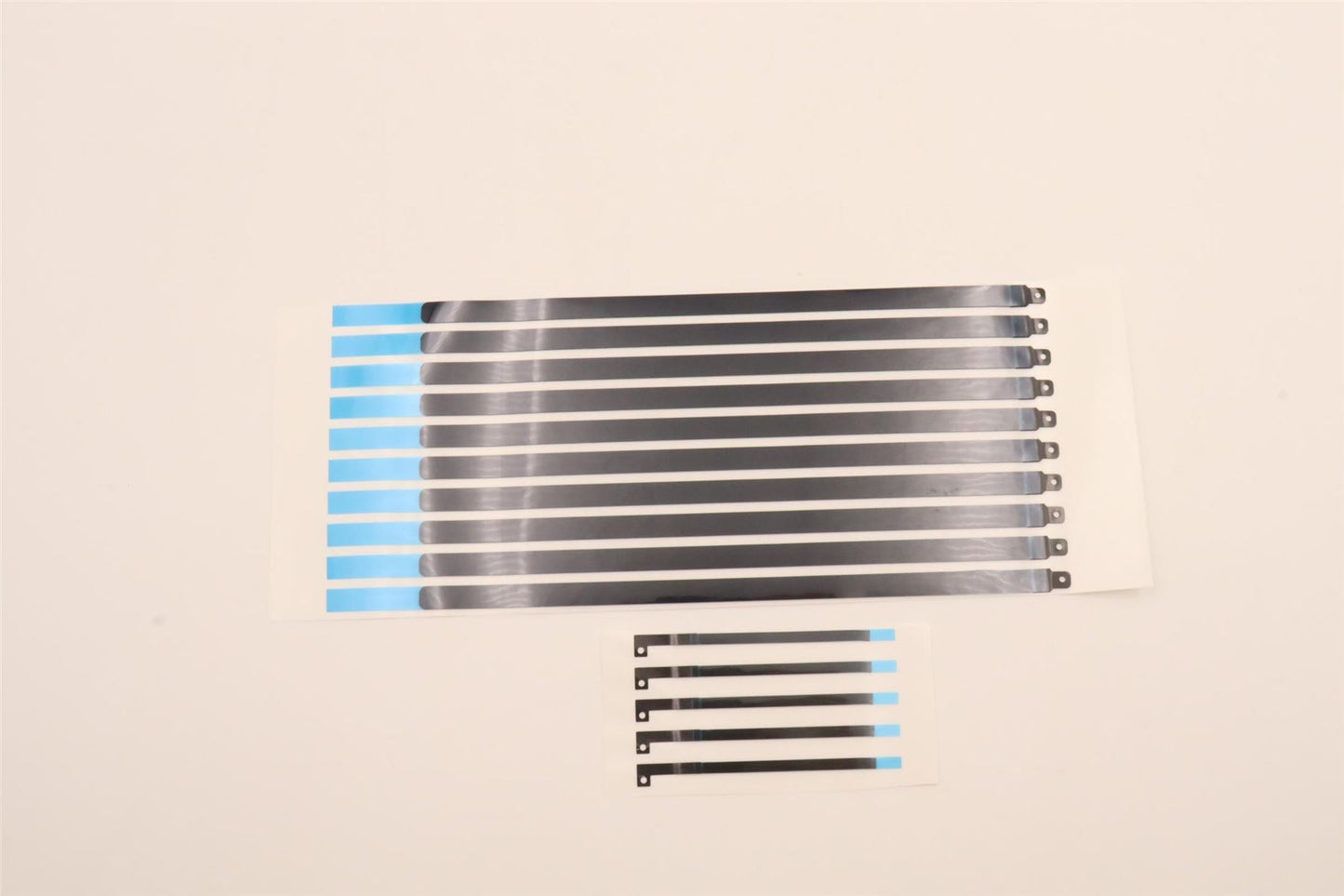 Lenovo 5T10S33529 TAPE Removable Tape L 82TL W/TAPE MLR