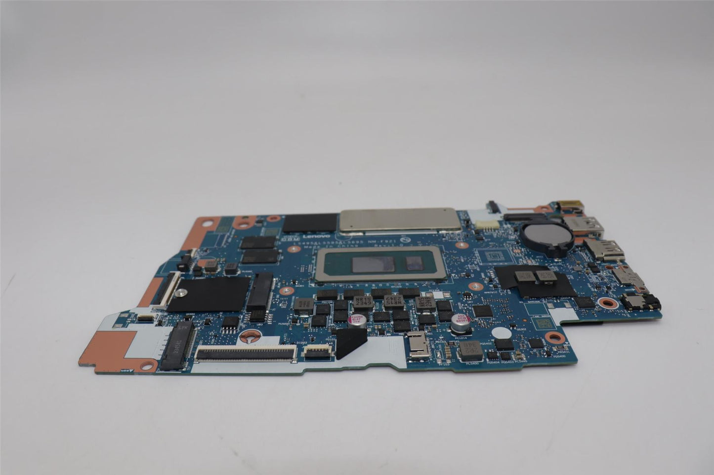 Lenovo MBL83E7 CORE7_16G_NOUFS_WIN RM 5B21N62499