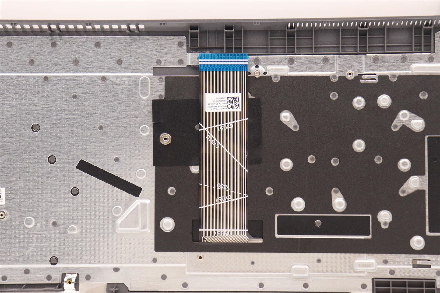 Lenovo Upper Case ASM_ITA L82H9 FP A/GUMA 5CB1B97465