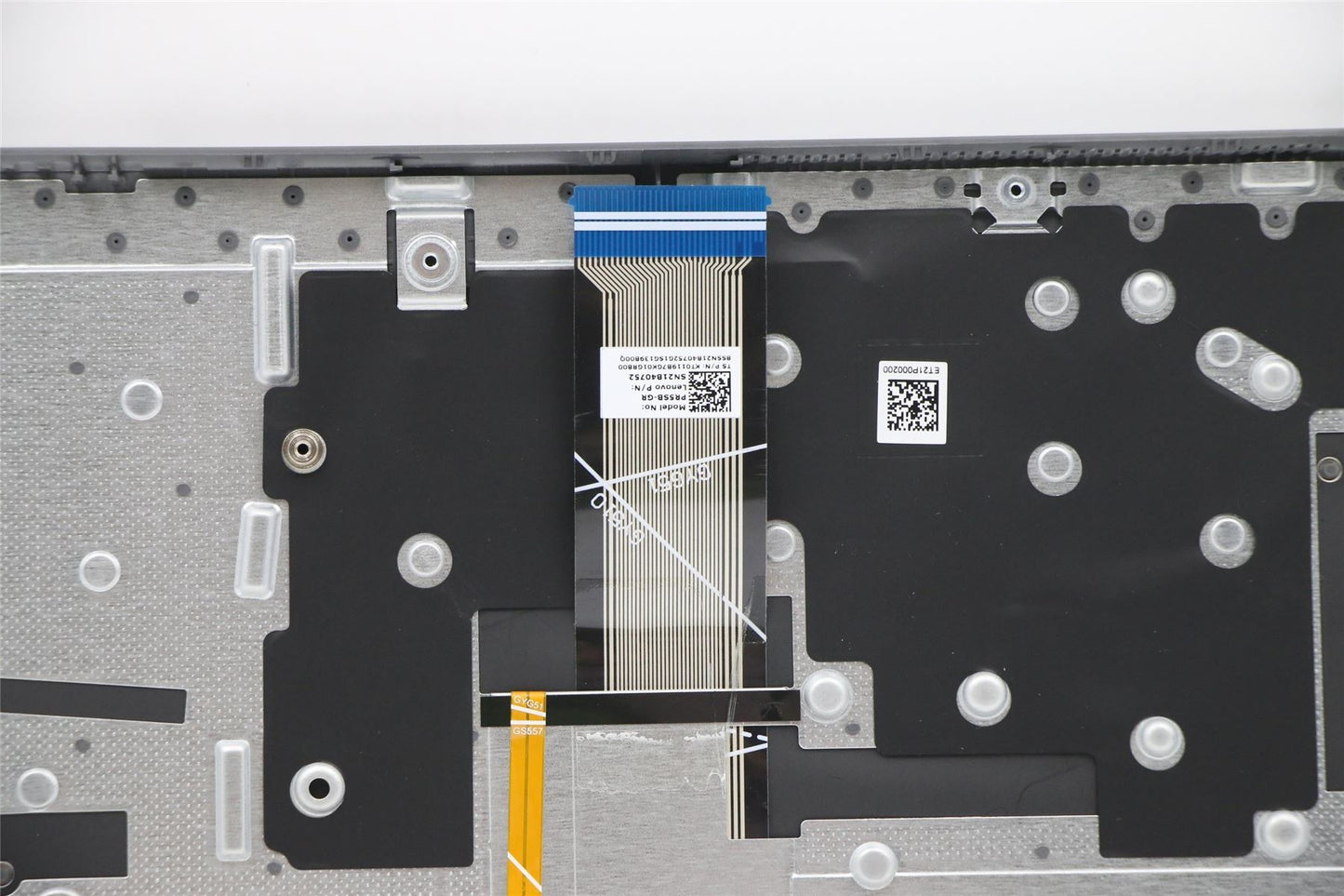 Lenovo Upper Case ASM_GER L82H8FPAGBL 5CB1B65444