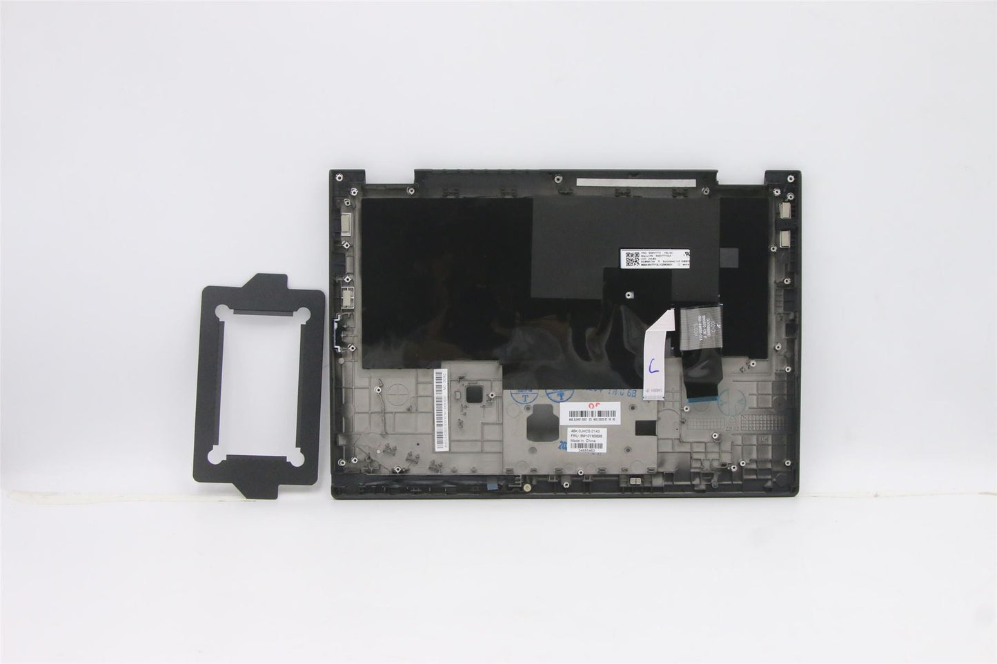 Lenovo NoWW C-Cvr+LA SPA KB ASM,CHY 5M10Y85898