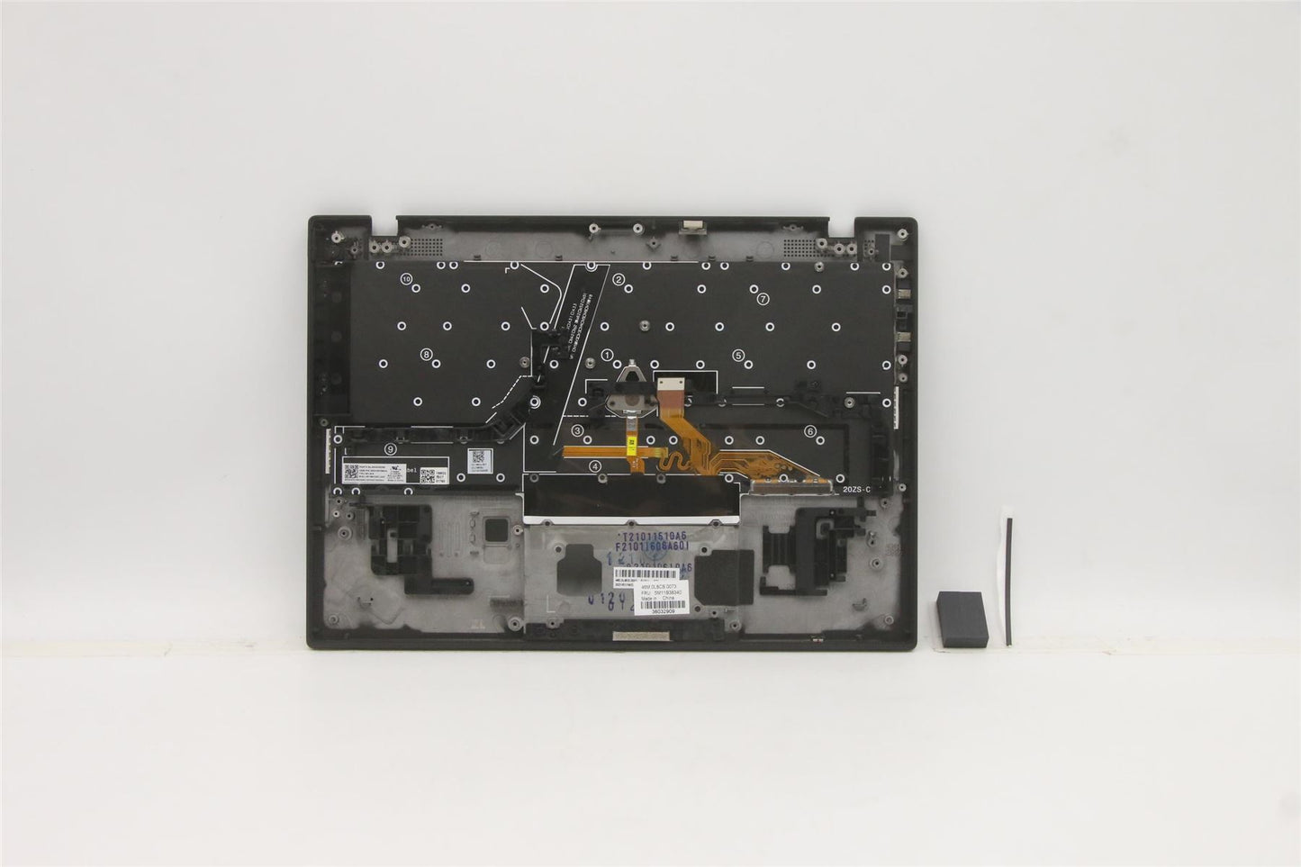 Lenovo MECH_ASM GRP,KBD,BZL,TC,WL,BK,CHY 5M11B38340