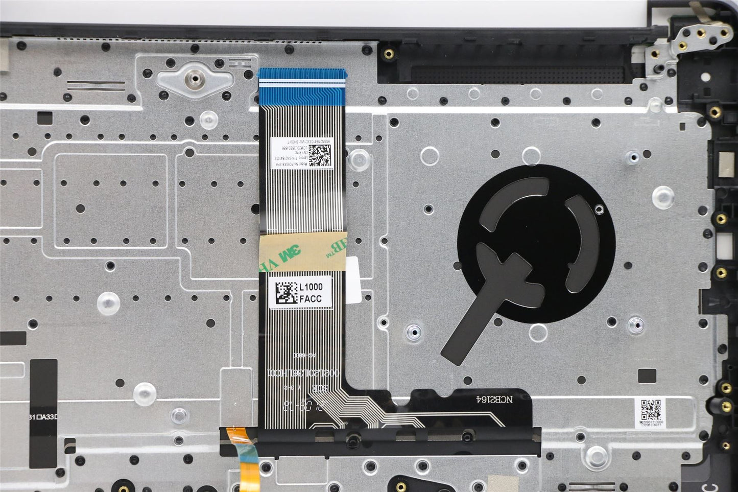Lenovo Pro 5-16ACH6 5 Pro-16ACH6 Keyboard Palmrest Top Cover Spanish 5CB1C74989