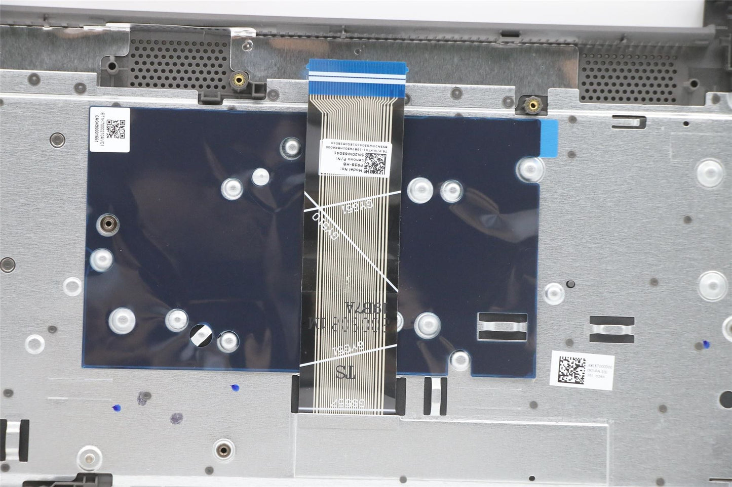 Lenovo Upper Case ASM_HB L81YK NBLNFPGG 5CB0X56368