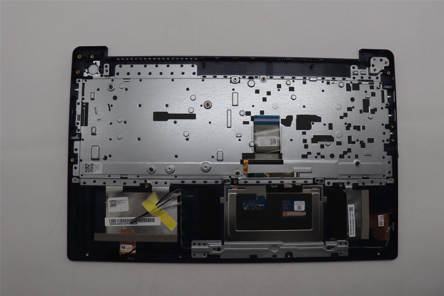 Lenovo Upper Case ASM_GER L 83E6FP AB BL 5CB1N95331