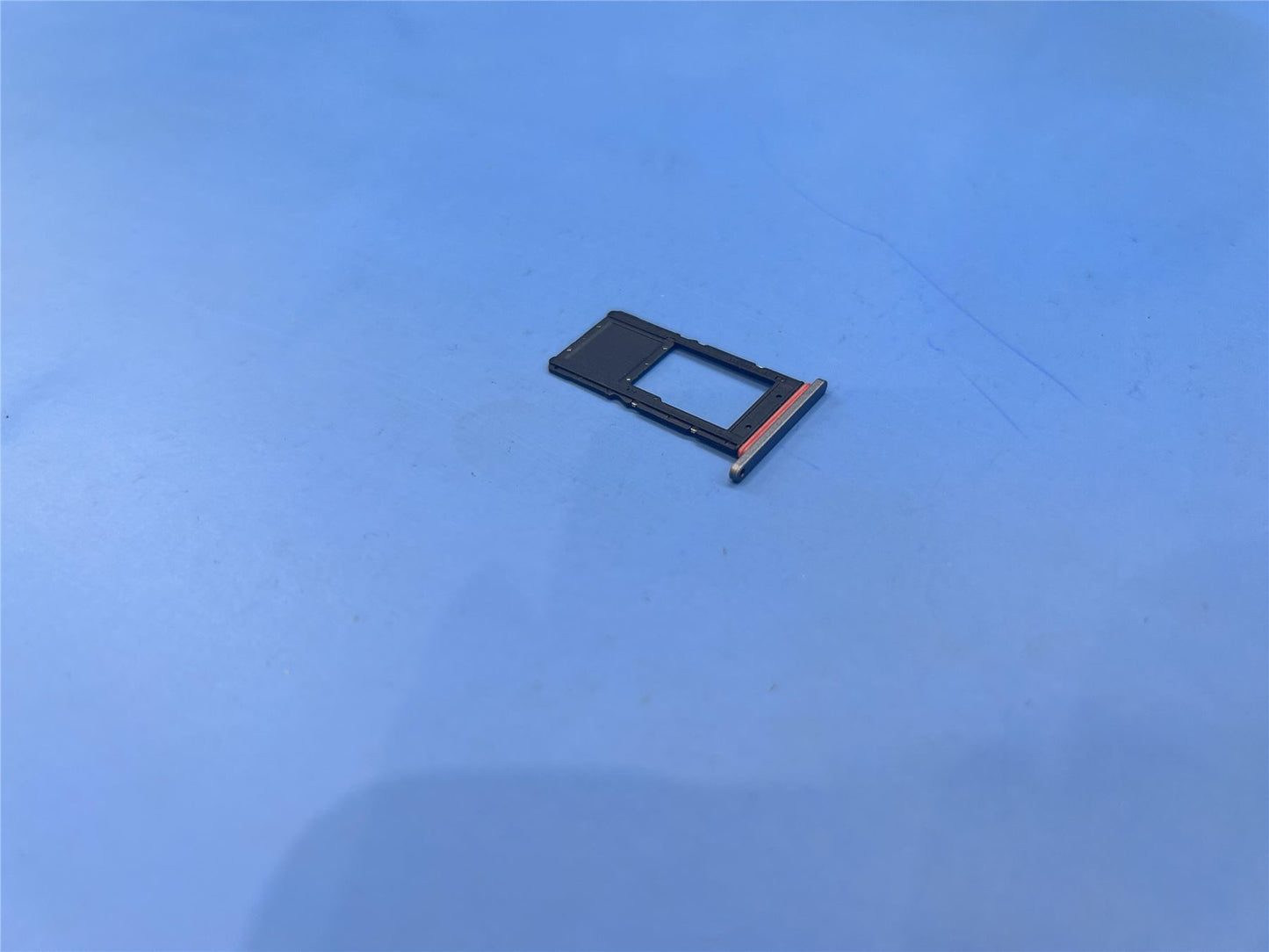 Lenovo TB330FU SIM Tray_GR&*HQ25601000370 CS 5M88C23602