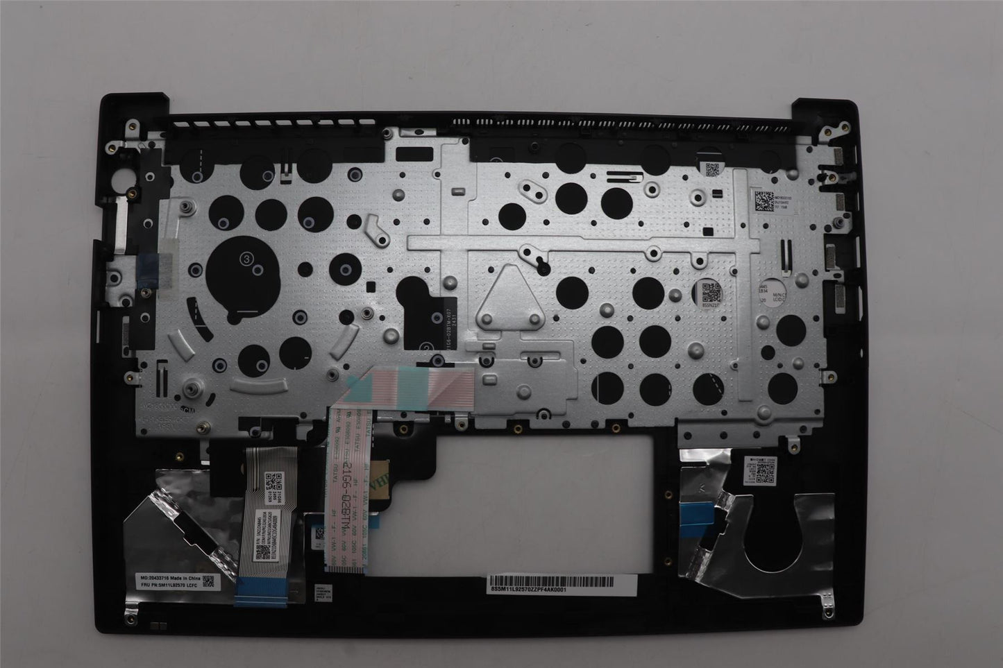 Lenovo ThinkPad E14 Gen 5 Keyboard Palmrest Top Cover Grey Backlit 5M11L92570