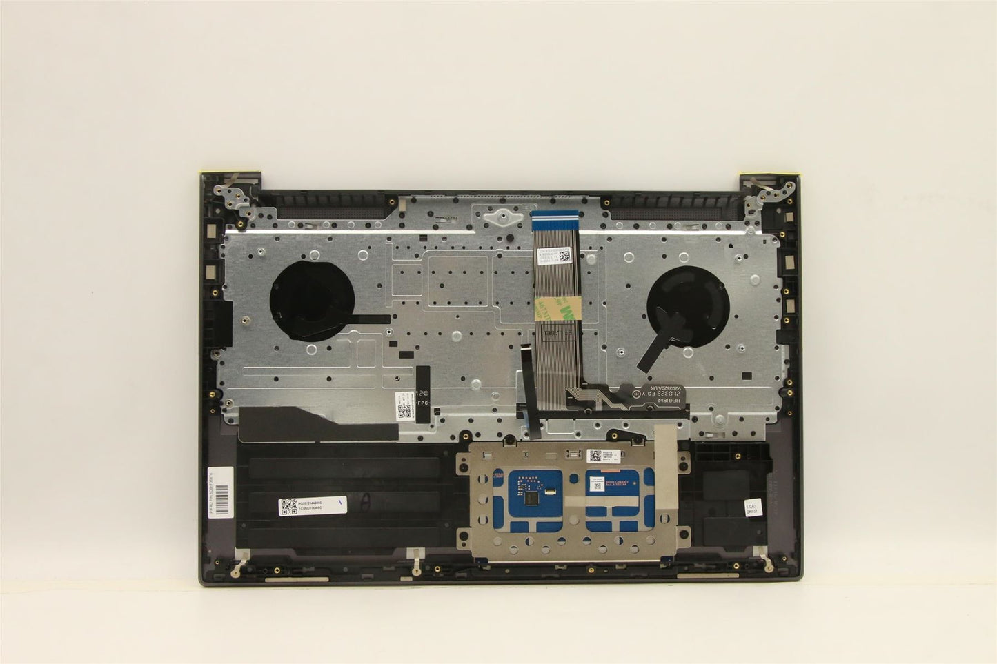 Lenovo Upper Case ASM_BEL H 82QQ SG_UMA 5CB1F36876