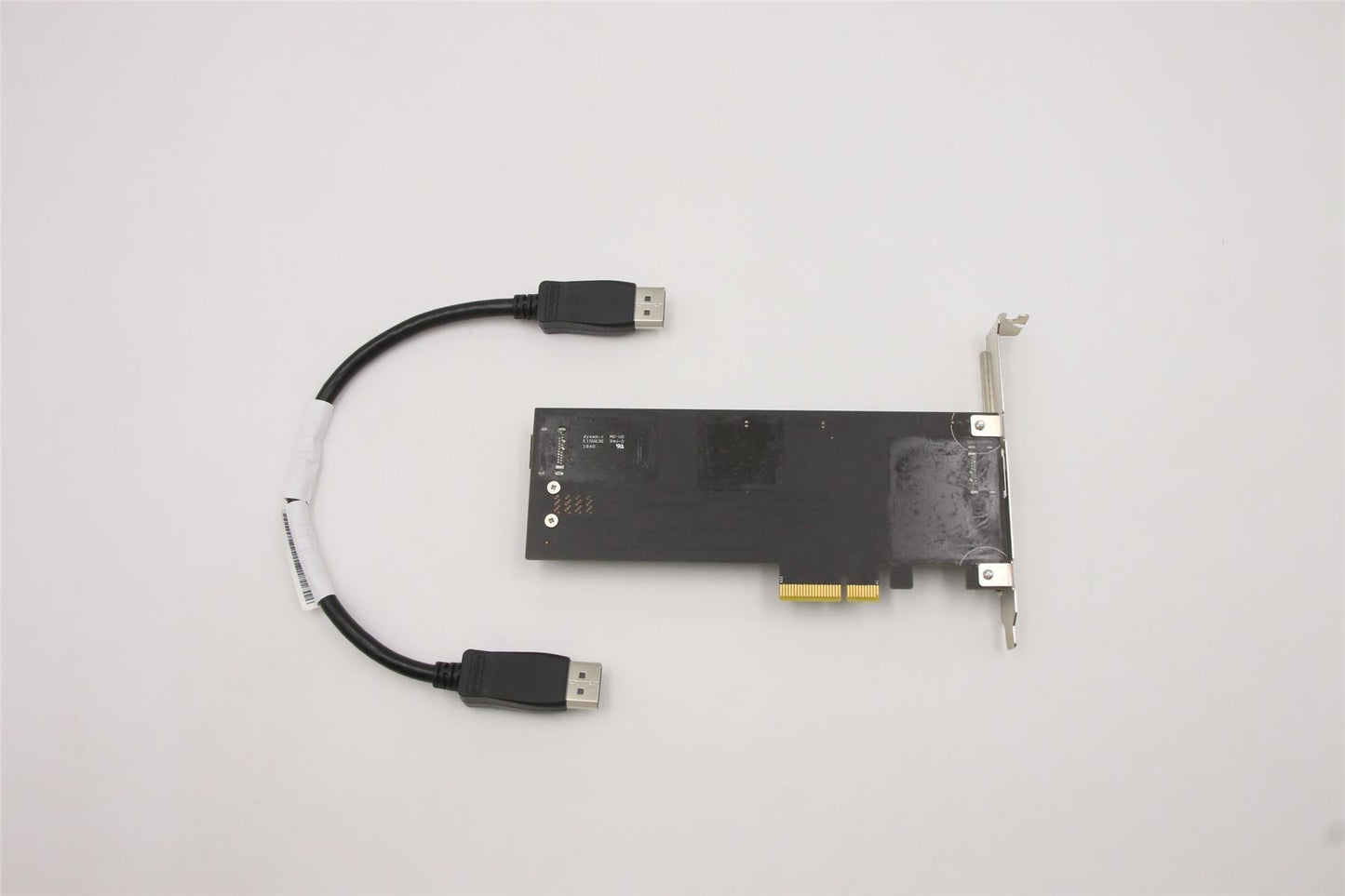 Lenovo FRU Leo PCIEx4 Rev1.2 board and external DP cable assembly (P3x0) 01YW019