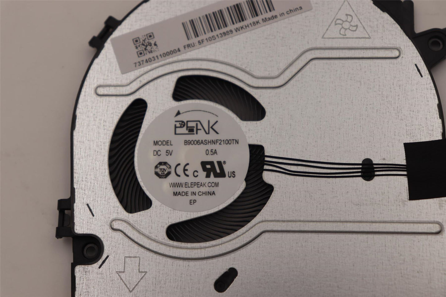 Lenovo System FAN C 82R0 Peak 5F10S13989