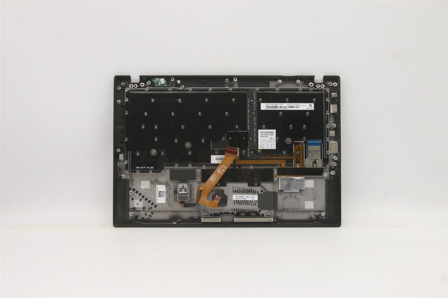 Lenovo Carbon X1 6th Keyboard Palmrest Top Cover Brazillian Portuguese 01YR532