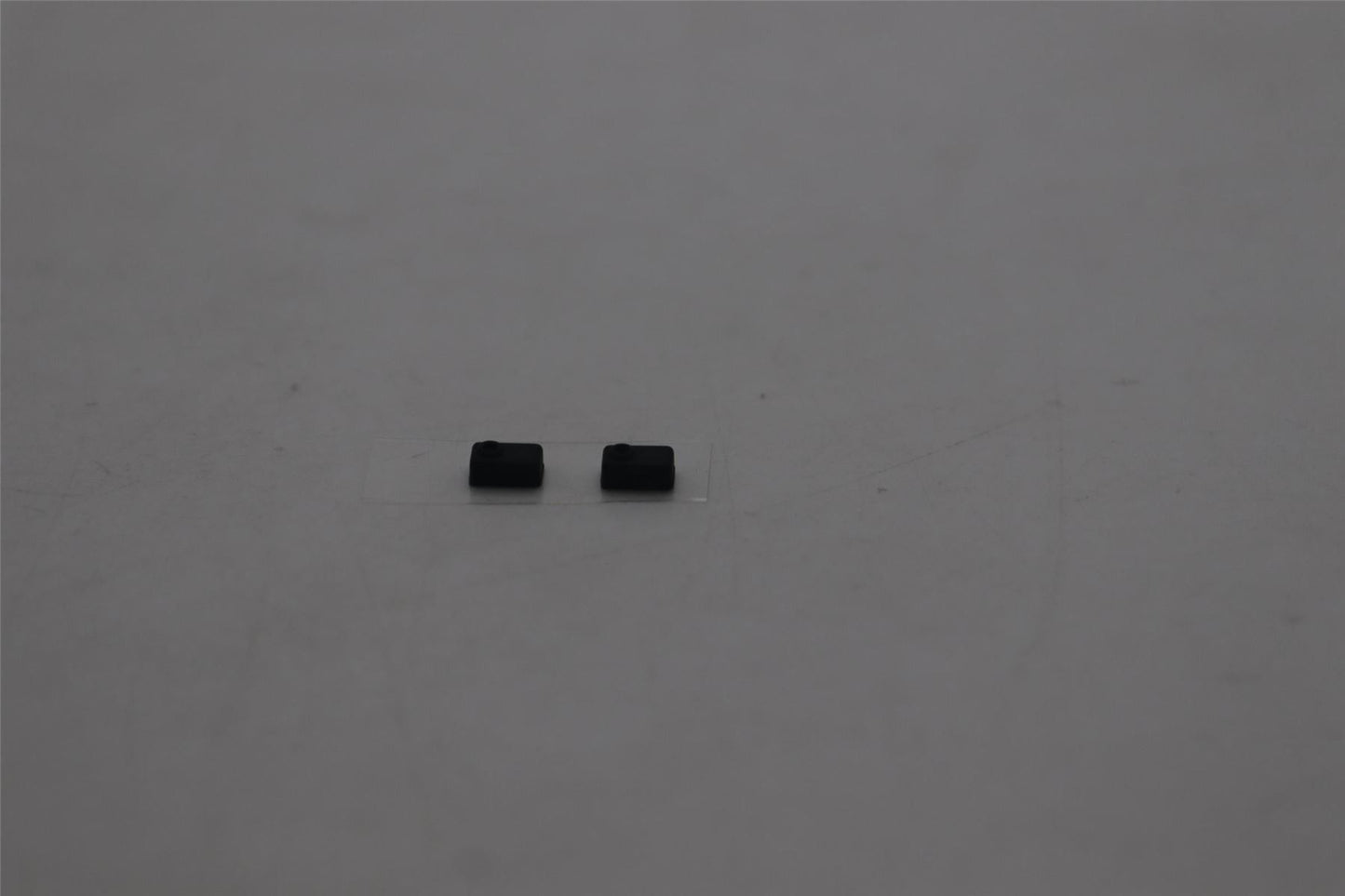 Lenovo RUBBER RUBBER L 83G0 MIC_RUBBER(L+R) 5R60S37282